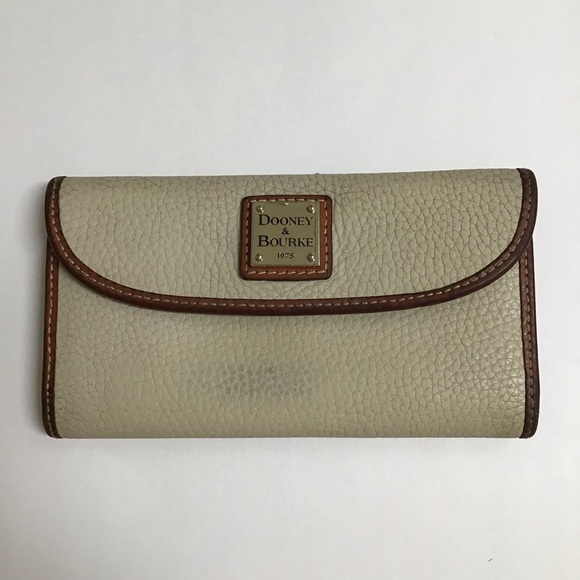 Dooney & Bourke Pebble Grain Leather Continental Clutch Wallet Oyster Color - Picture 15 of 15